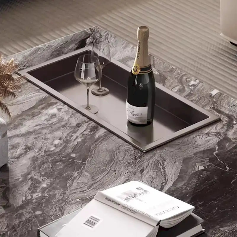 Moderner quadratischer Couchtisch 42 aus KunstmarmorHochglanz-Tischplatte aus gesintertem Stein