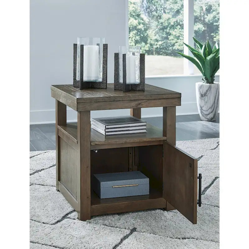 Signature Design by Ashley Boardernest Braun Beistelltisch – 61B x 66T x 67.6H
