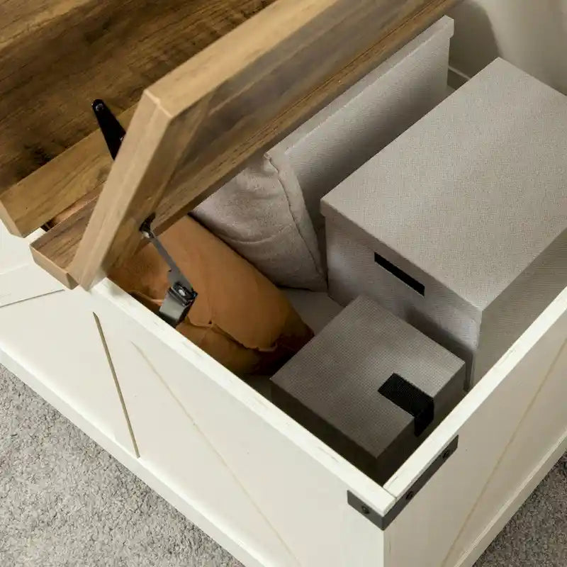 Großer quadratischer Couchtisch im Landhausstil mit Stauraum