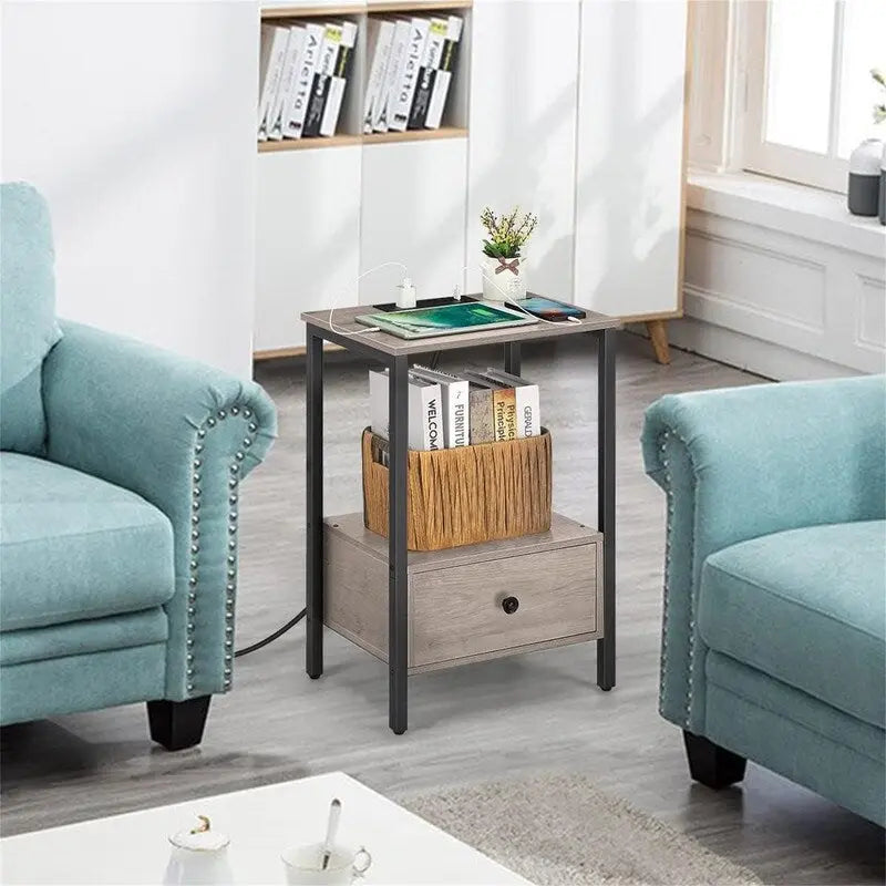 Beistelltisch mit Ladestation – 30T x 40B x 60H cm