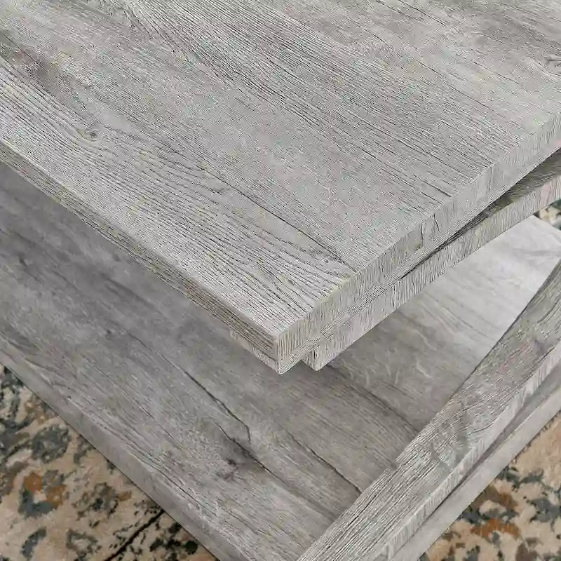 Einzigartiger Couchtisch aus Massivholz mit Ablagefach