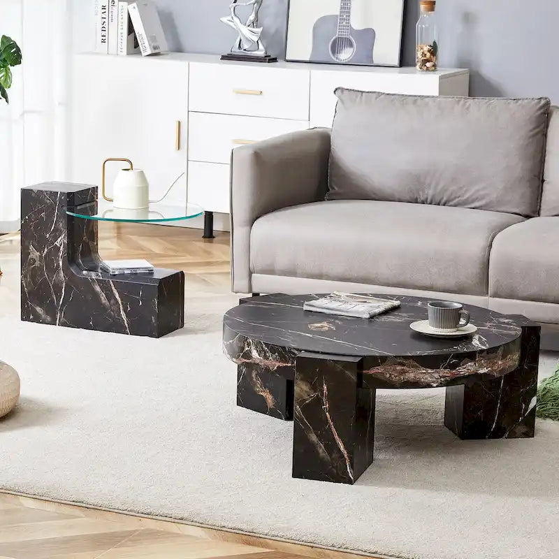 Der abnehmbare Doppelstock-Couchtisch, dessen abnehmbares Design die Raumnutzung flexibler gestalten kann
