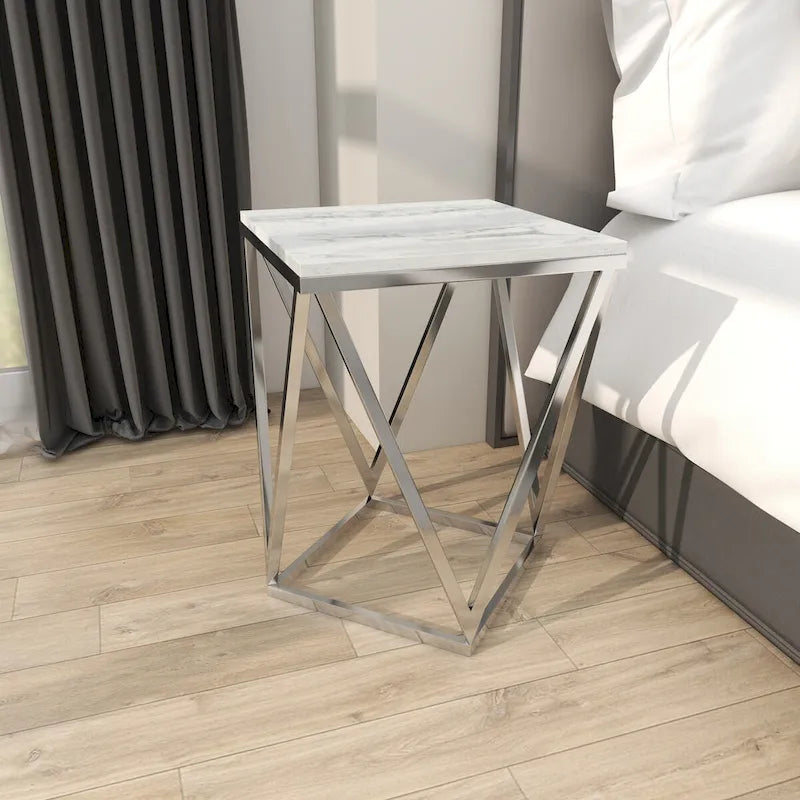 Edelstahl-Metallbeistelltisch mit Marmorplatte – Silber – Roche River Decor