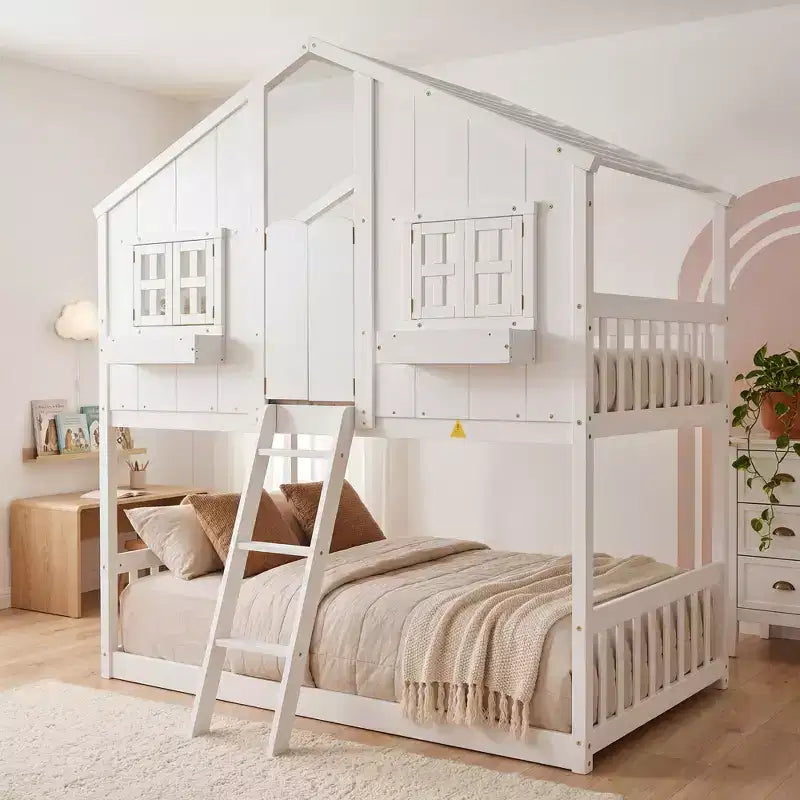 Doppel-Loftbett in Hausform, Holzspielhaus-Loftbett mit Leiter und Schutzgittern für Kinder