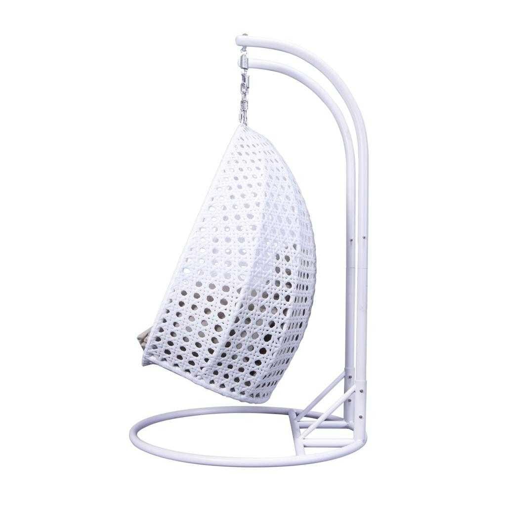 LeisureMod 2-Personen Hängesessel Ei mit Gestell - Outdoor/Indoor Rattan Korb Terrassen Schaukel Hängematte Liege mit Kissen