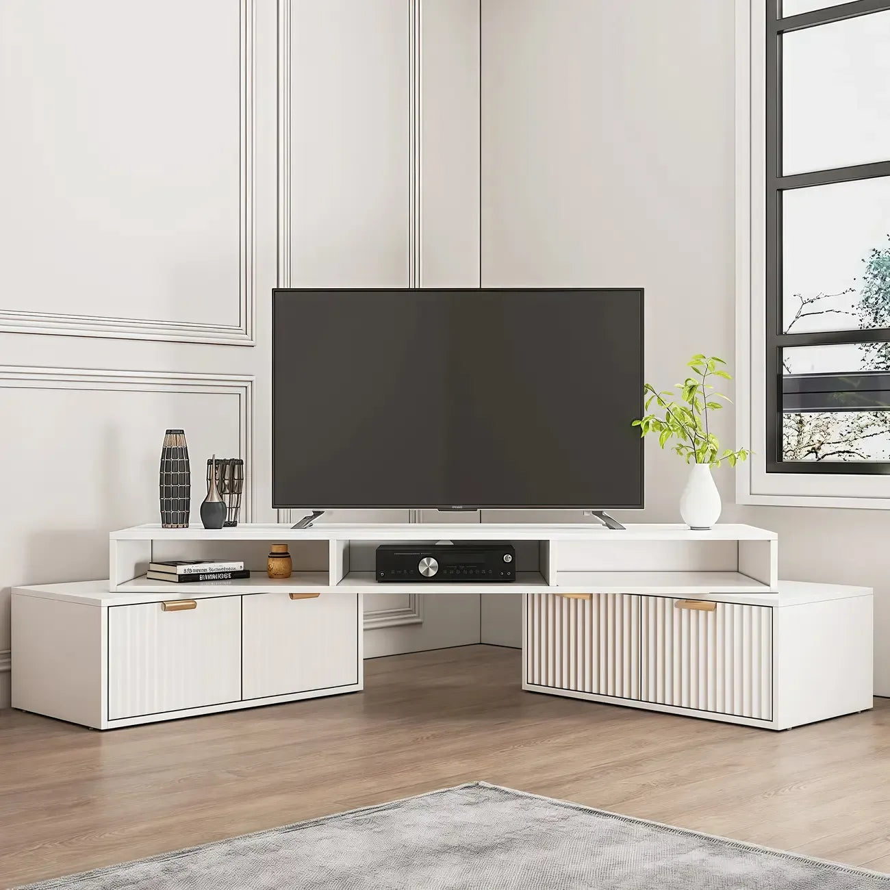 Moderner, weißer TV-Eckschrank mit 2 Schubladen und offenem Stauraum