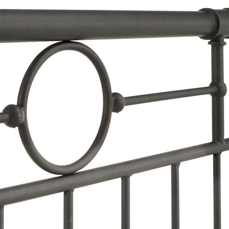 Schwarzes Metallbett
