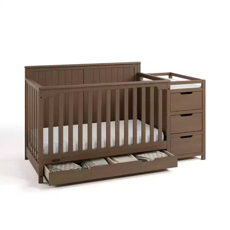 5-in-1 umbaubares Babybett und Wickeltisch mit Schublade
