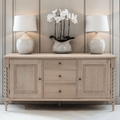 2-türiges Sideboard mit 3 Schubladen aus Eiche