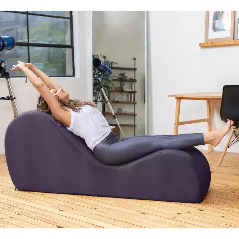 Avana Sleek Yoga-Chaiselongue – hergestellt in den USA – ideal zum Dehnen, Entspannen, Trainieren und mehr, 60T x 18B x 26H Zoll, Hellgrau