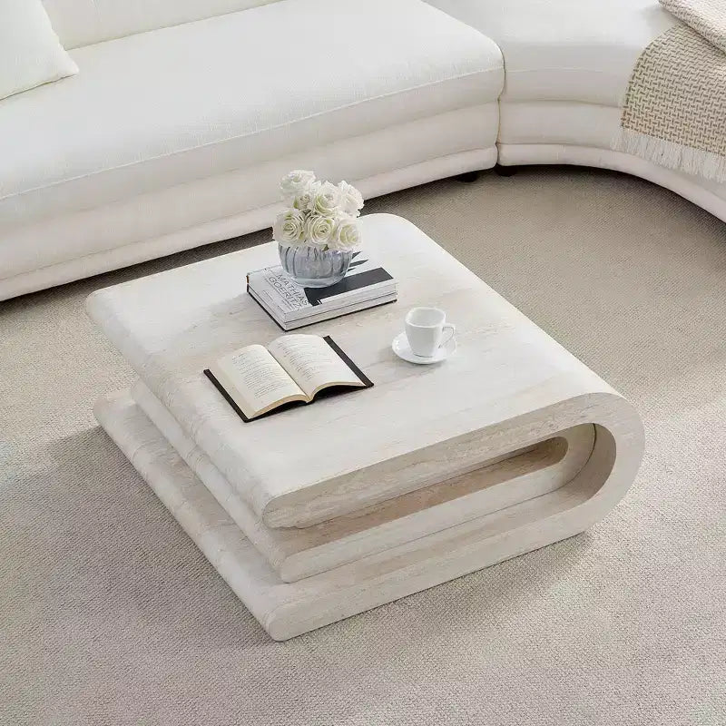 GDFStudio Laurine Moderner Couchtisch mit Travertinmuster in Schichtenoptik