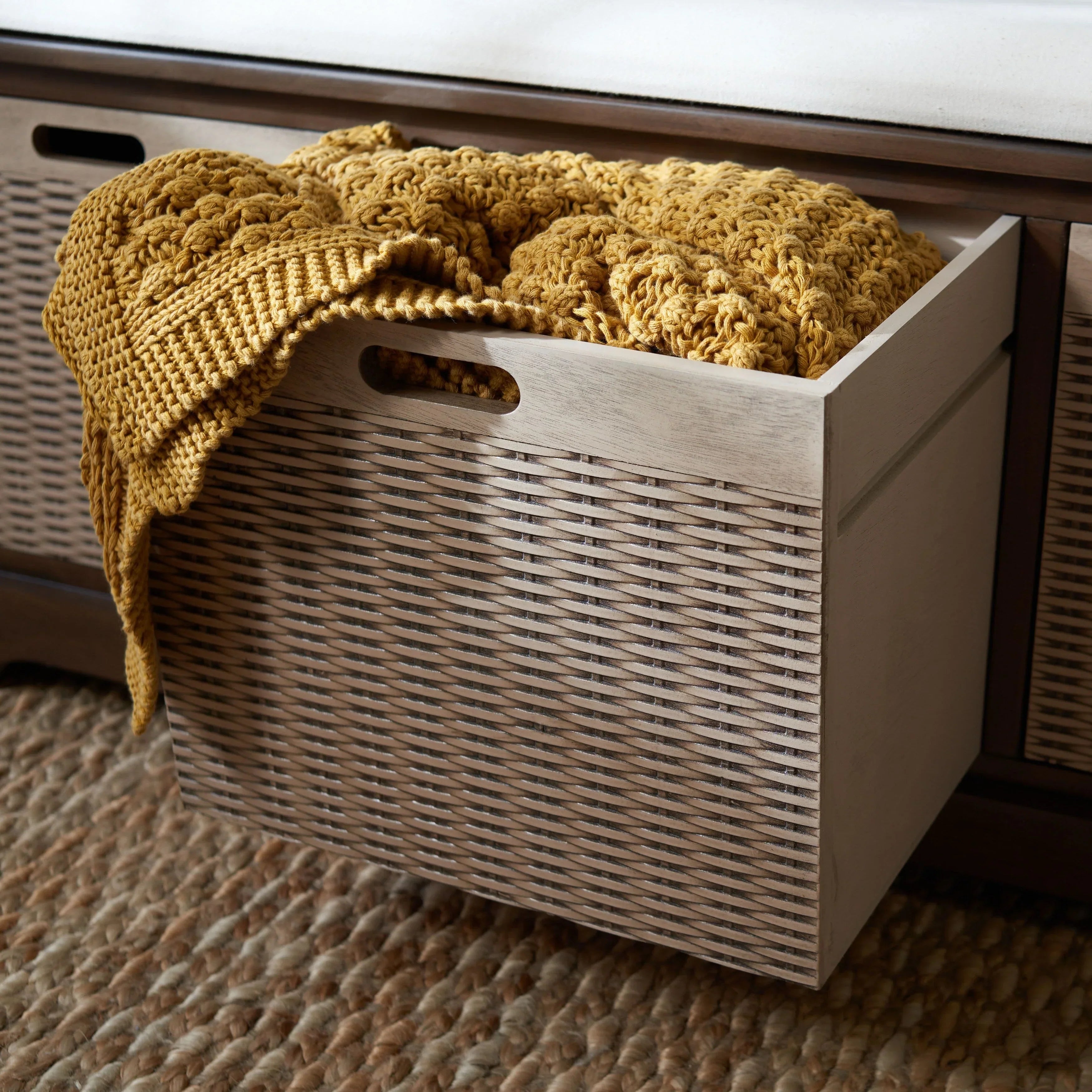SAFAVIEH Fiorello 3-Schubladenbank mit Polsterung – 120 B x 38 T x 48 H cm – 120Bx38Tx48H