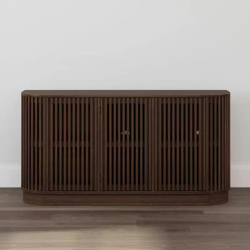 Plank+Beam Contour Massivholz-Sideboard mit 3 Türen, 150 cm TV-Lowboard für Wohnzimmer