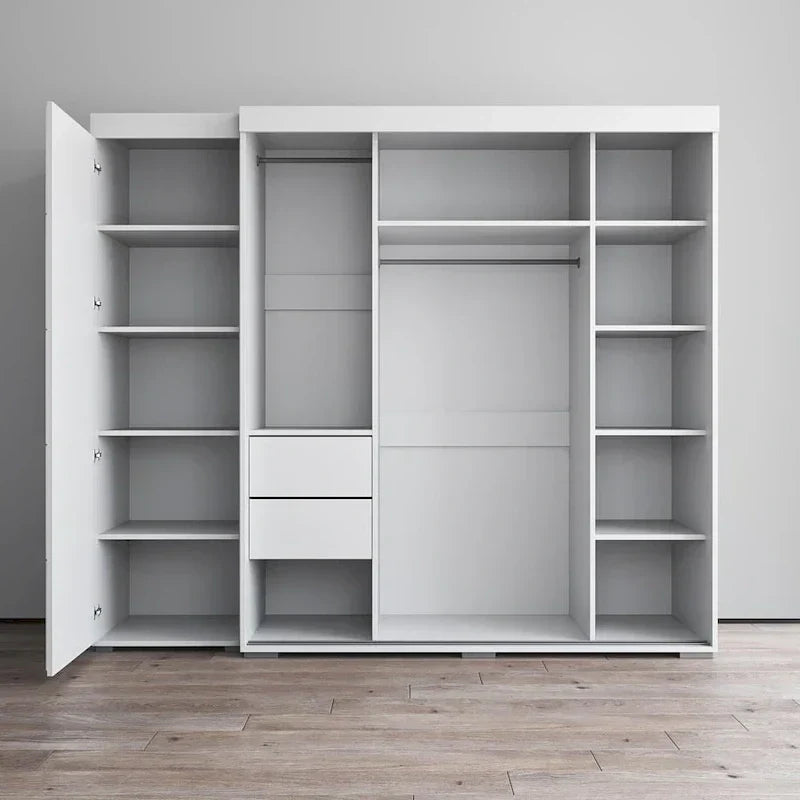 Drei-Spiegel-Kleiderschrank