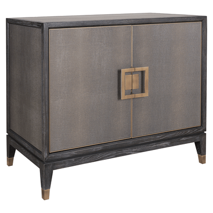 Sideboard aus schwarzem Holz und Rochenlederimitat mit zwei Türen und Messinggriffen