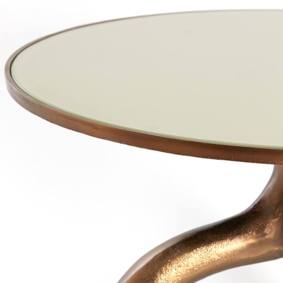 Runder Couchtisch in Gold & Creme