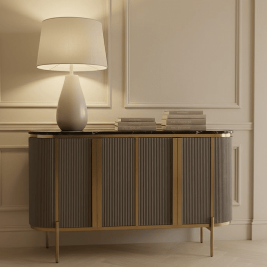 Graues & goldenes geriffeltes Sideboard mit 4 Türen und schwarzer Marmorplatte