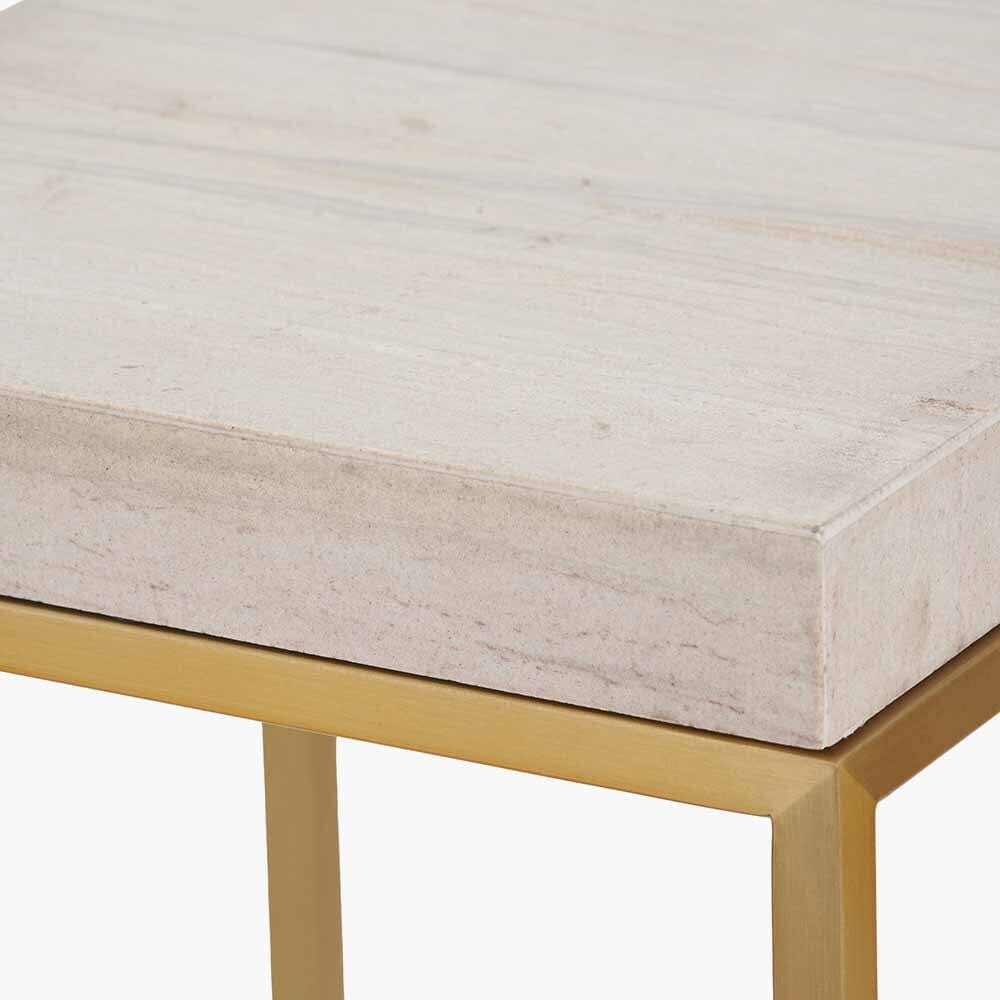 Beigener Granit- & goldener quadratischer Beistelltisch