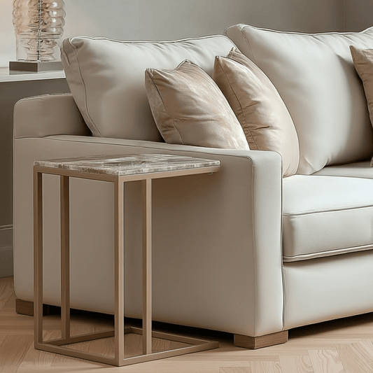 Taupe- und Marmor-Sofatisch