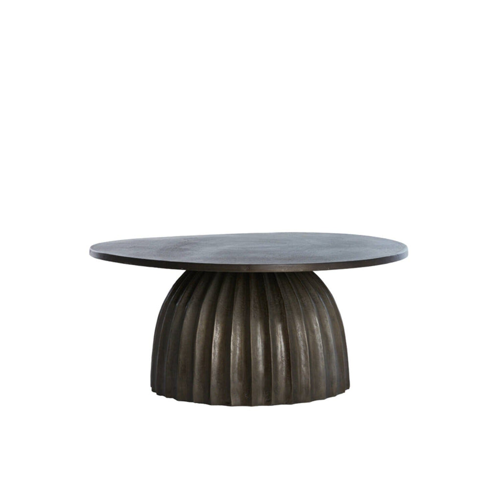 Dunkelbrauner runder Couchtisch